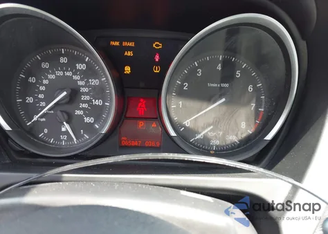 2014 BMW Z4 Sdrive28I z USA, uszkodzony, nr VIN WBALL5C59EJ105837